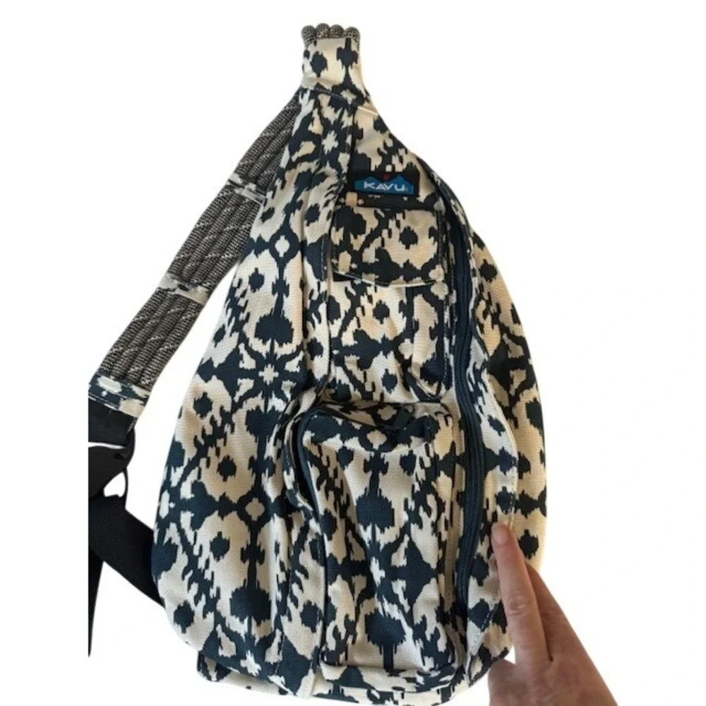 NWOT KAVU Sling‎ Backpack Bag Ikat Pattern Adjustable Strap Outdoor Casual